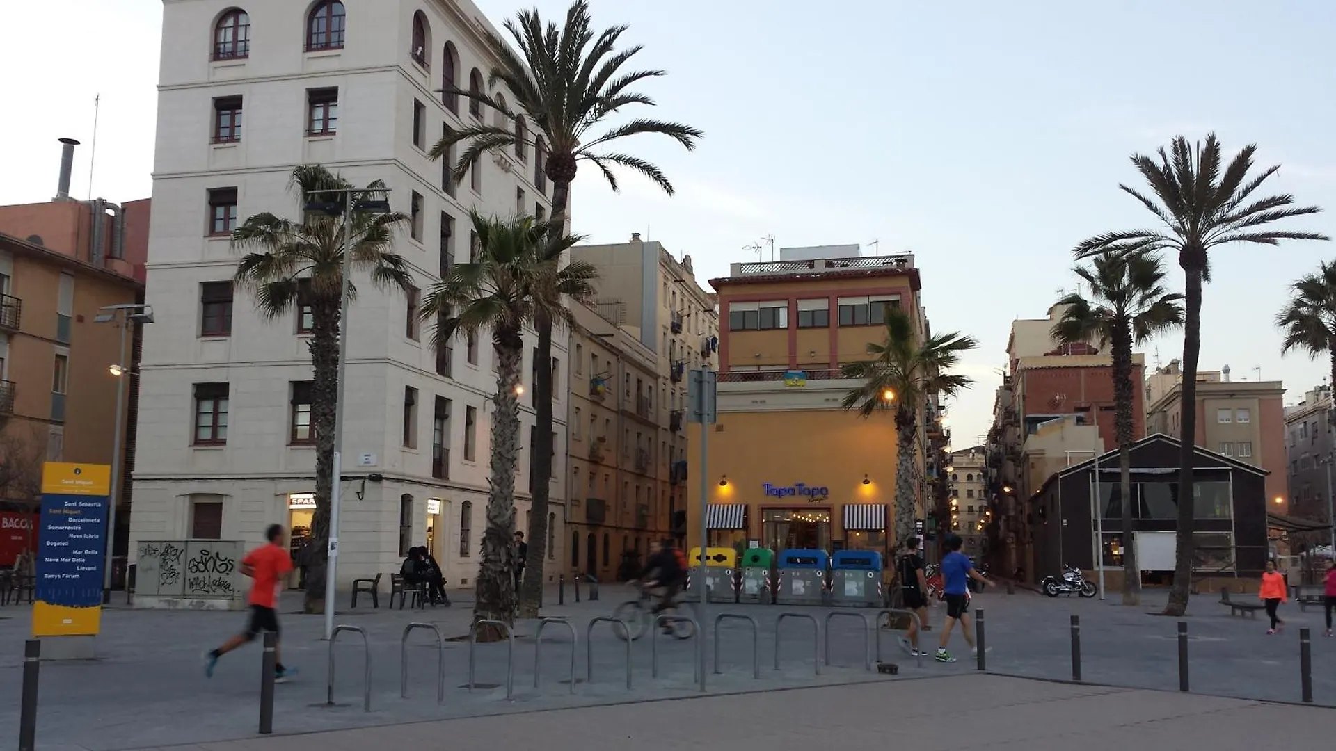 Aapartments In City Center Barcelona